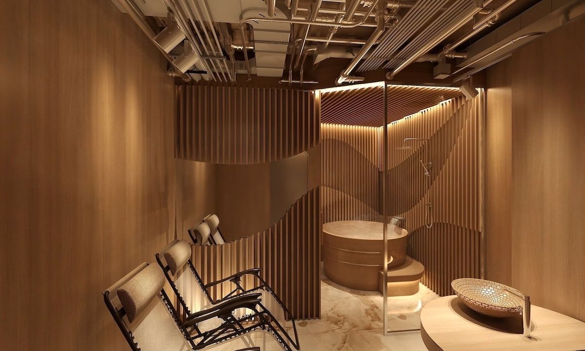 Silent Sanctuary - 120分